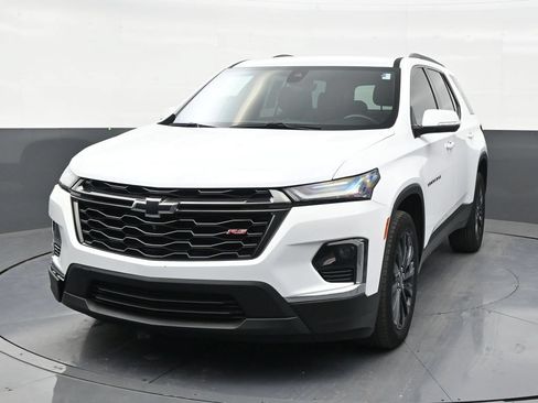 Used 2022 Chevrolet Traverse RS FWD image 8