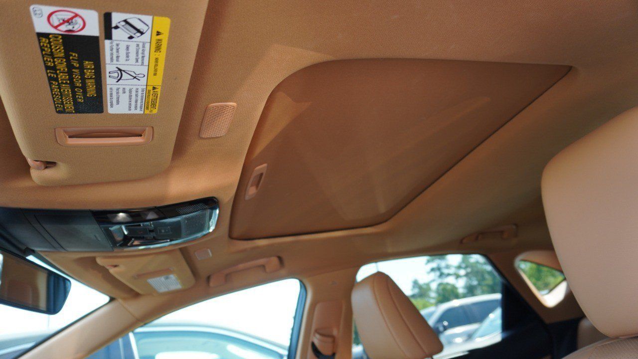 Used 2025 Lexus NX 250 FWD w/ Accessory Package (Z1) image 12