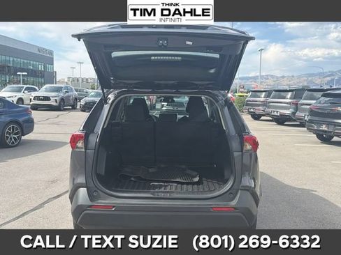 Used 2024 Toyota RAV4 LE AWD/4WD image 10