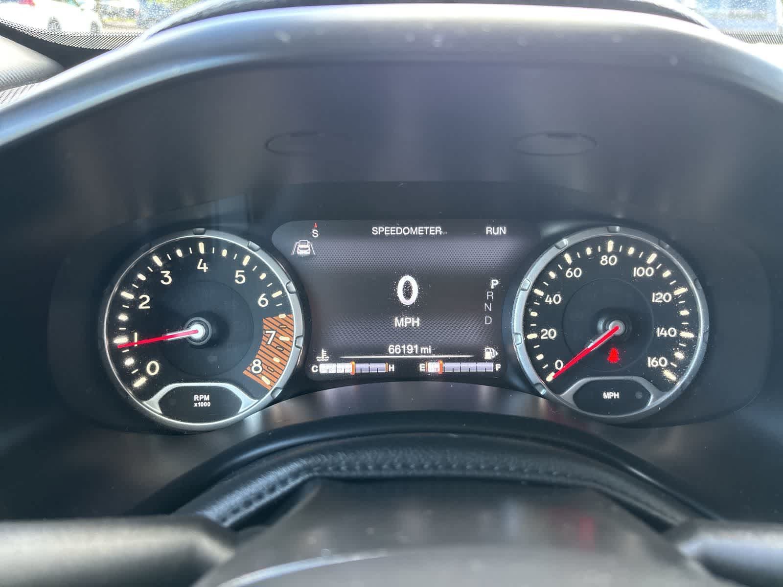 Used 2021 Jeep Renegade Latitude AWD/4WD image 12