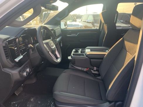 New 2026 GMC Sierra 1500 Elevation image 12