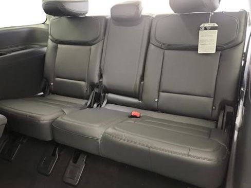 New 2025 Ford Expedition Active image 21