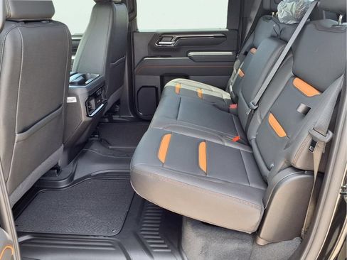 New 2026 GMC Sierra 2500 AT4 w/ AT4 Premium Plus Package AWD/4WD image 20