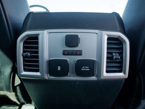 Used 2019 Ford F550 4x4 Crew Cab Super Duty image 28