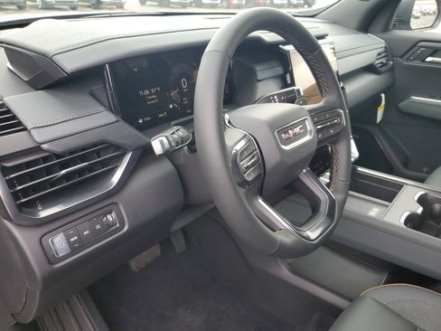 New 2026 GMC Acadia AT4 image 15