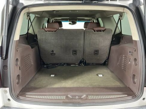 Used 2016 Chevrolet Suburban LTZ image 28