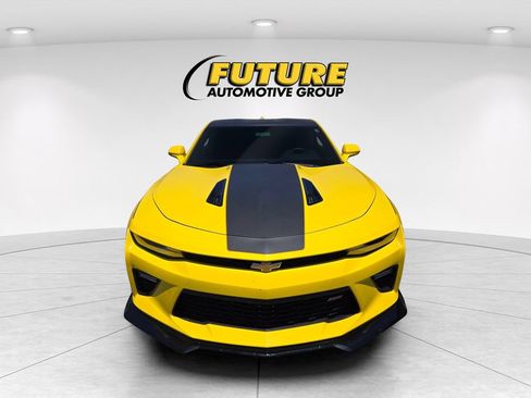 Used 2016 Chevrolet Camaro SS RWD image 2