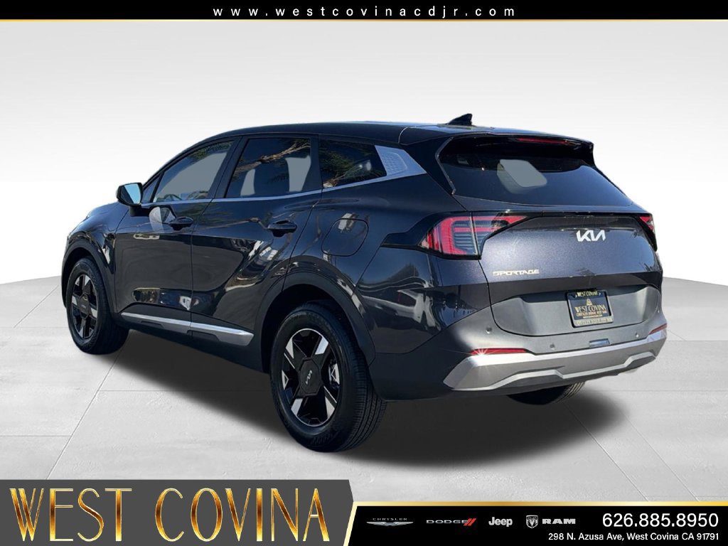 Used 2026 Kia Sportage LX FWD image 7
