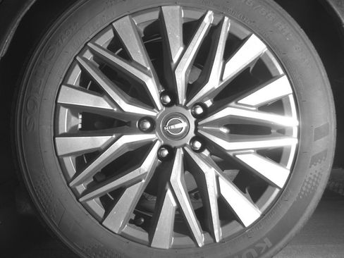 Used 2025 Nissan Altima 2.5 SV image 14