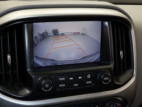 Used 2016 Chevrolet Colorado LT image 19