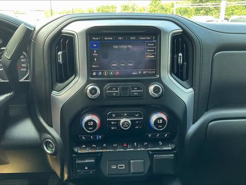 Used 2019 GMC Sierra 1500 SLT w/ SLT Premium Plus Package AWD/4WD image 20