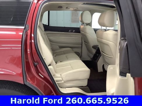 Used 2014 Lincoln MKT AWD w/ Equipment Group 201A image 10