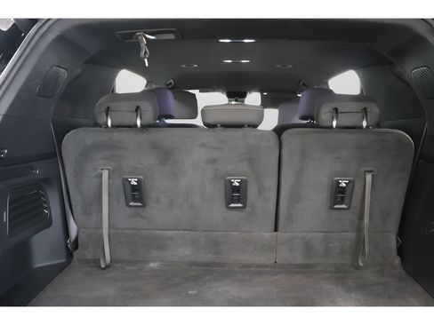 Used 2024 Chevrolet Traverse LT AWD/4WD image 29