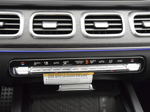 New 2026 Mercedes-Benz GLS 450 4MATIC image 29