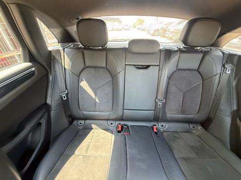 Used 2016 Porsche Macan S AWD/4WD image 16