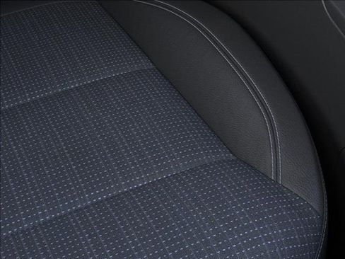 New 2025 Buick Envista Preferred w/ Convenience II Package image 21