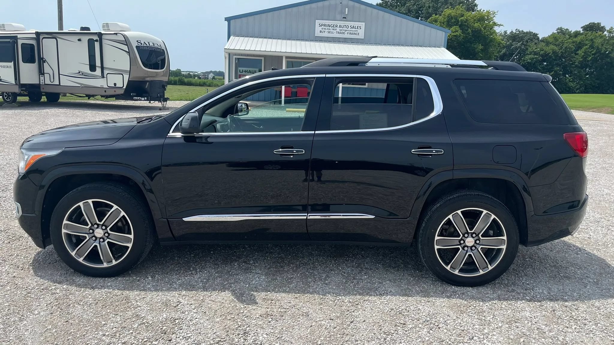 Used 2019 GMC Acadia Denali w/ LPO, Floor Liner Package AWD/4WD image 6