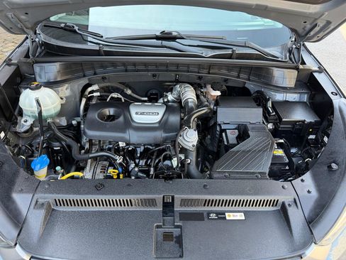 Used 2017 Hyundai Tucson Sport image 51