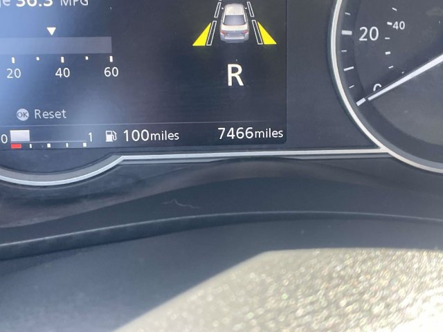Used 2025 Nissan Versa SV w/ Trunk Package FWD image 27