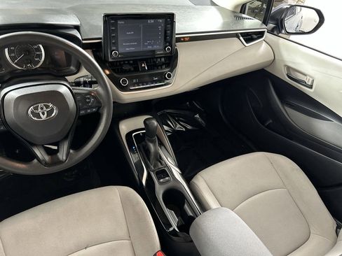 Used 2022 Toyota Corolla LE image 22
