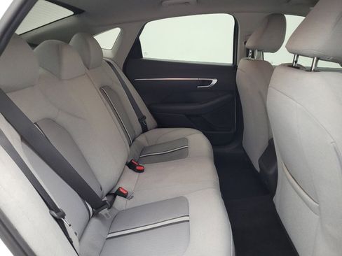 Used 2022 Hyundai Sonata SE image 19