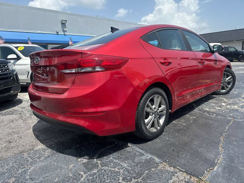 Used 2018 Hyundai Elantra SEL FWD image 2