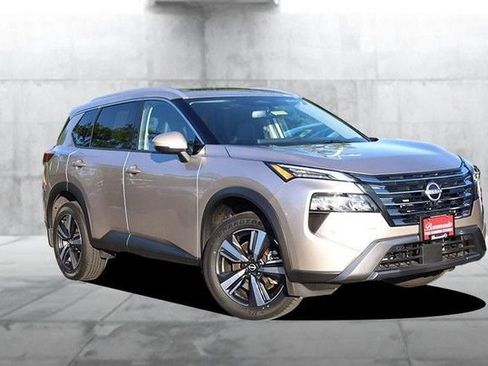 Certified 2025 Nissan Rogue SL w/ Tech Package AWD/4WD image 2