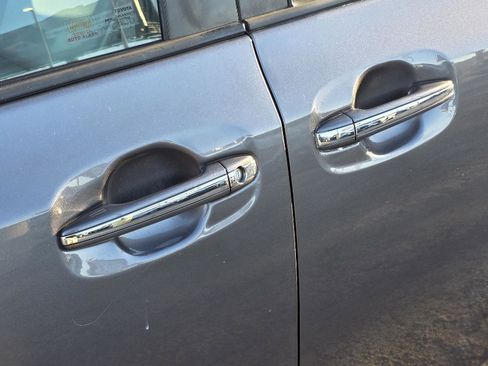 Used 2017 Toyota Sienna Limited image 43