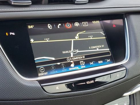 Used 2019 Cadillac XT5 Luxury image 19