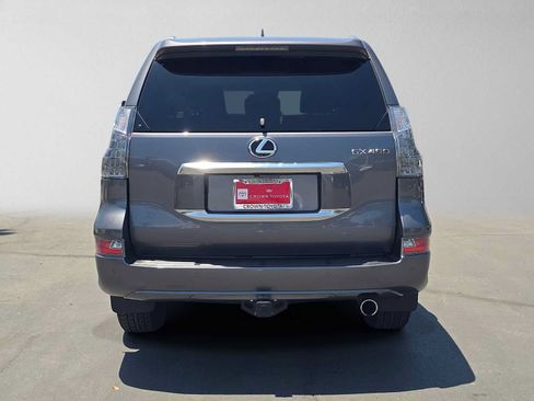 Used 2022 Lexus GX 460 Premium w/ Premium Package AWD/4WD image 4