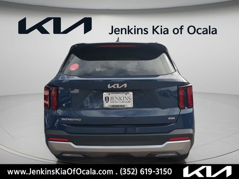 New 2026 Kia Sorento EX AWD/4WD image 4