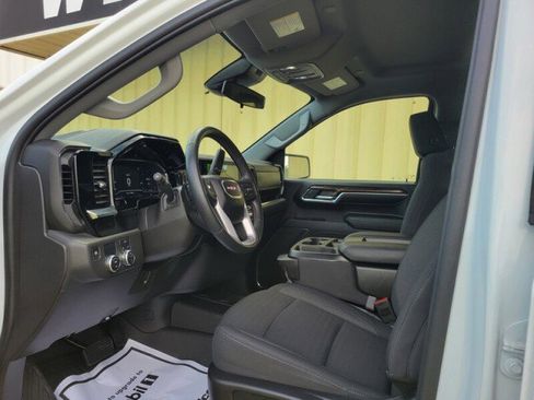 Used 2024 GMC Sierra 1500 Elevation RWD image 20