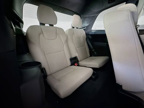 New 2026 Volvo XC90 T8 Plus w/ Protection Package Premier image 29
