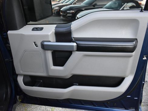 Used 2018 Ford F150 XLT AWD/4WD image 38