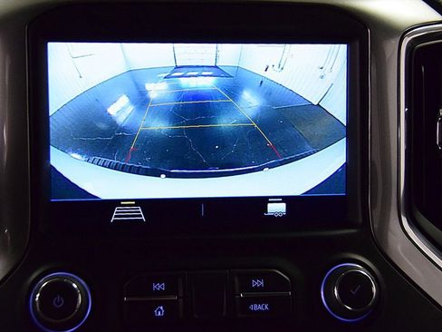 Used 2023 Chevrolet Silverado 3500 LT image 25