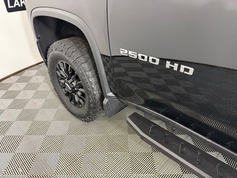 Used 2023 Chevrolet Silverado 2500 W/T AWD/4WD image 11