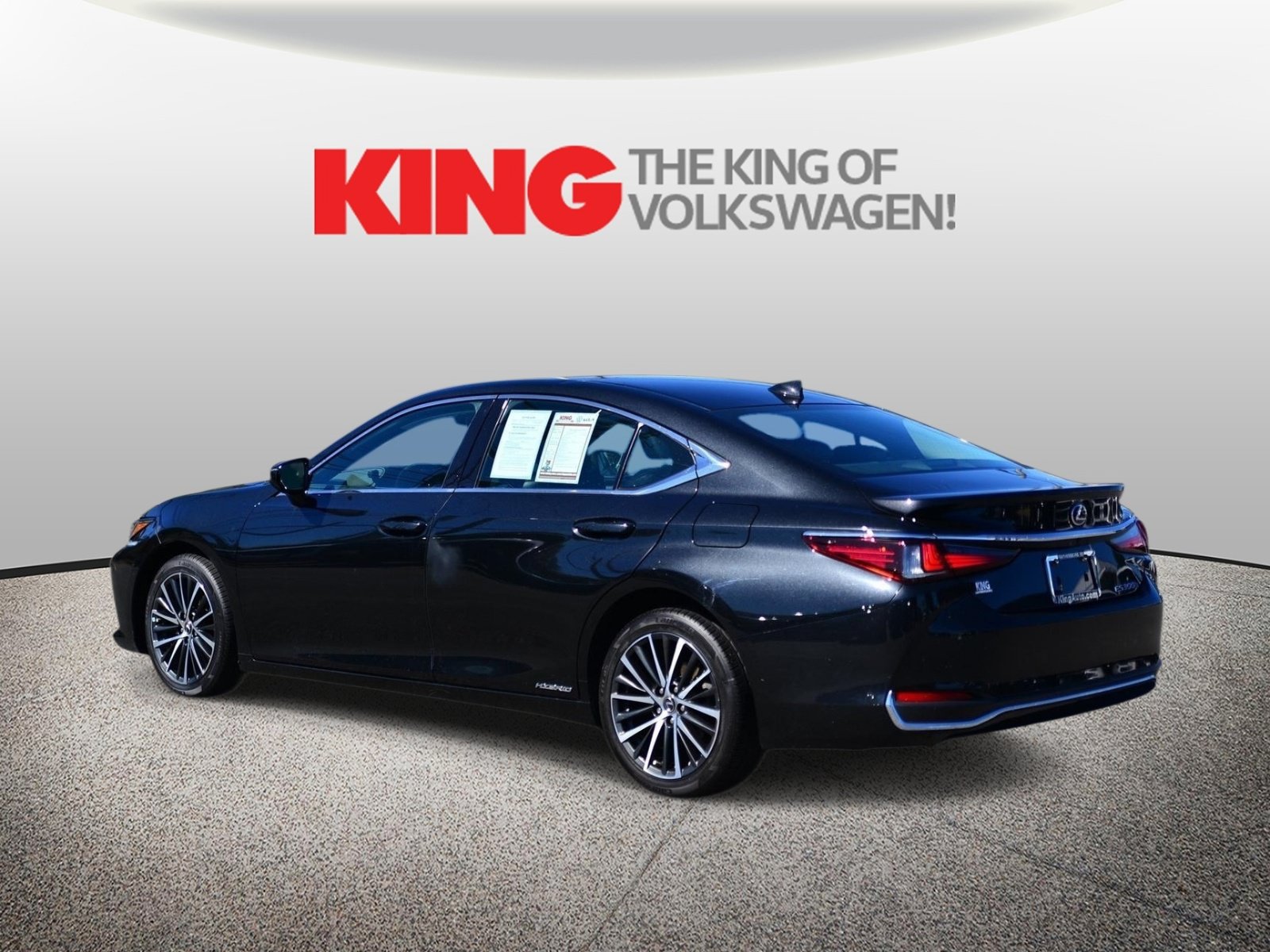 Used 2022 Lexus ES 300h w/ Premium Package FWD image 5