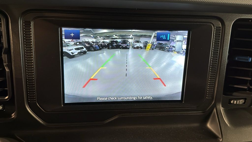Used 2022 Ford Bronco Black Diamond AWD/4WD image 16