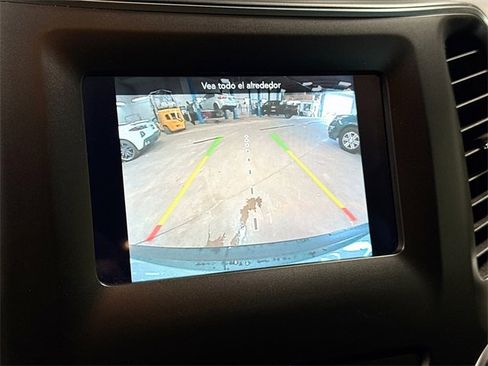 Used 2019 Jeep Cherokee Latitude Plus w/ Cold Weather Group image 14