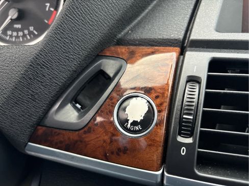 Used 2012 BMW X5 xDrive35i image 24