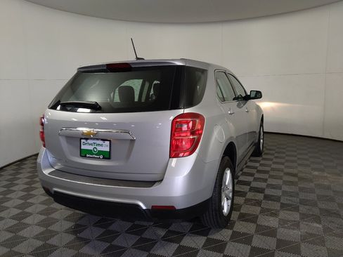 Used 2017 Chevrolet Equinox LS AWD/4WD image 7