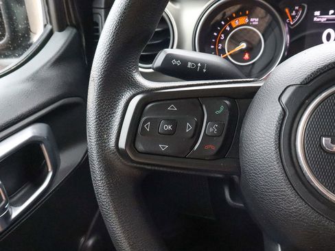 Used 2021 Jeep Wrangler Unlimited Sport image 27