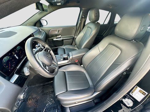 Used 2023 Mercedes-Benz GLA 250 4MATIC image 20