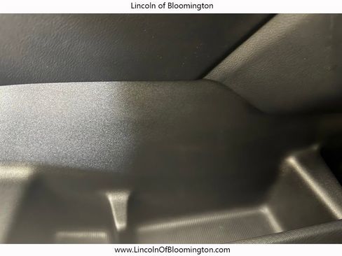 Used 2025 Ford F150 Lariat AWD/4WD image 44