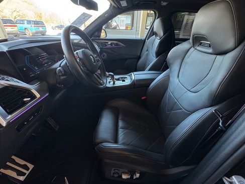 Used 2024 BMW XM image 9