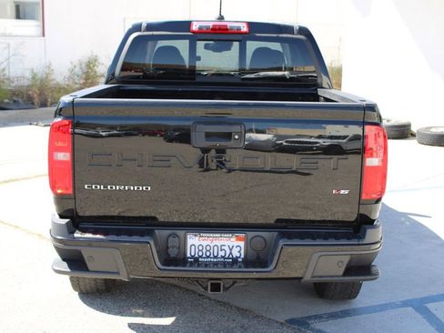 Used 2021 Chevrolet Colorado Z71 w/ Safety Package RWD image 5