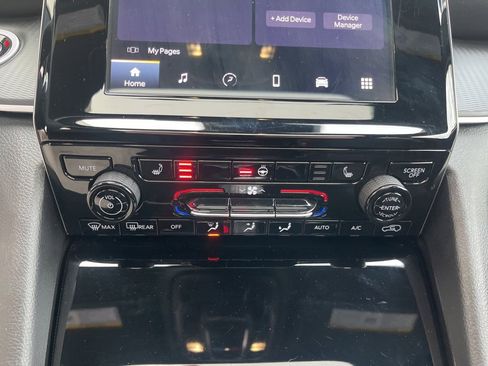 Used 2024 Jeep Grand Cherokee Altitude image 25