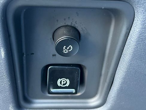 Used 2024 Chevrolet Corvette Z06 image 32