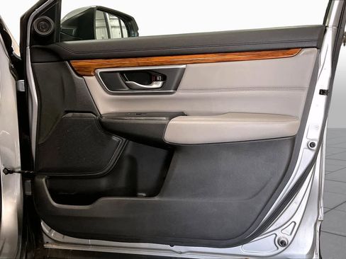 Used 2017 Honda CR-V Touring image 23