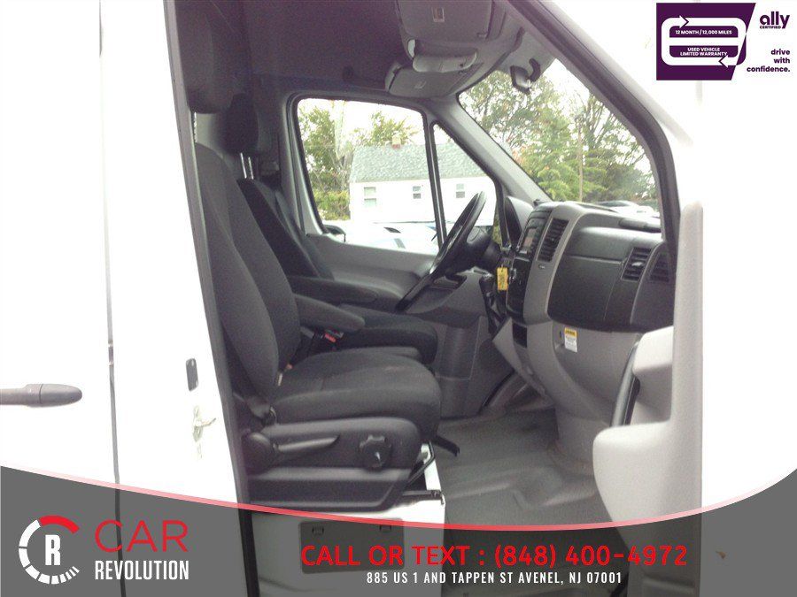 Used 2018 Mercedes-Benz Sprinter 2500 image 35
